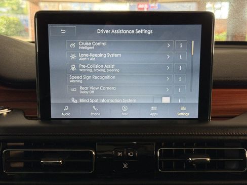 Used 2020 Lincoln Aviator Reserve w/ Equipment Group 202A image 56