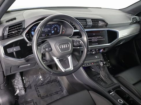 Used 2024 Audi Q3 2.0T Premium Plus w/ Premium Plus Package image 5