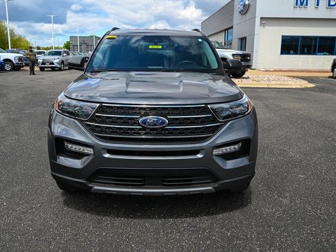 Certified 2024 Ford Explorer XLT w/ Equipment Group 202A AWD/4WD image 10