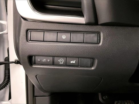 New 2026 Nissan Rogue SV AWD/4WD image 54