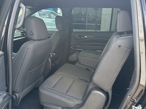 Used 2024 Chevrolet Traverse LS FWD image 10