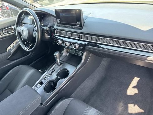 Used 2025 Honda Civic Sport image 35