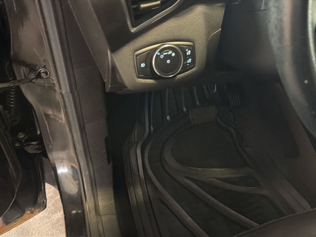 Used 2013 Ford Escape SEL AWD/4WD image 14