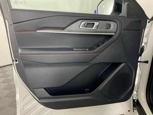 New 2026 Ford Explorer ST-Line w/ ST-Line Street Pack RWD image 11