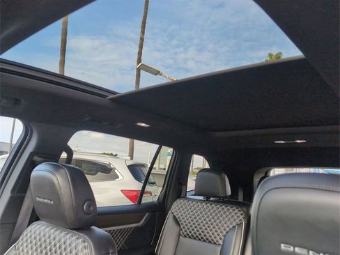 Used 2024 GMC Acadia Denali image 19