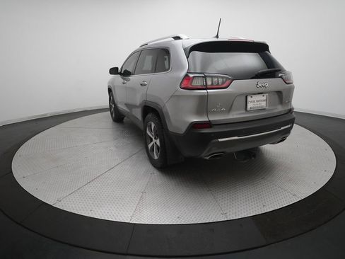 Used 2019 Jeep Cherokee Limited image 34