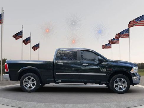 Used 2015 RAM 1500 Laramie w/ Convenience Group image 8