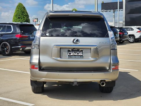 Certified 2023 Lexus GX 460 Premium w/ Premium Package AWD/4WD image 6