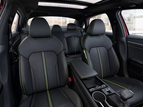 New 2026 Kia K5 GT FWD image 15