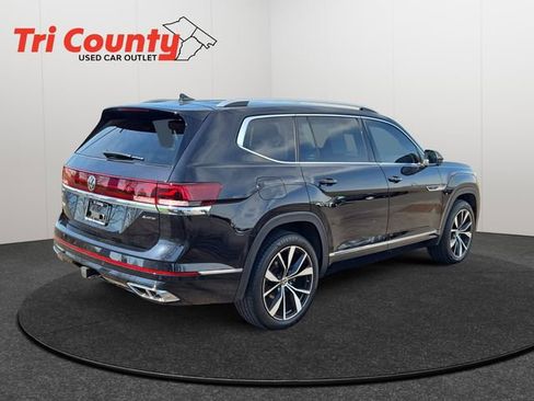 Used 2024 Volkswagen Atlas SEL Premium R-Line image 8