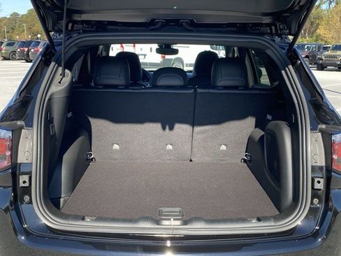 New 2026 Jeep Compass Trailhawk w/ Sun, Sound & Navigation Group image 25