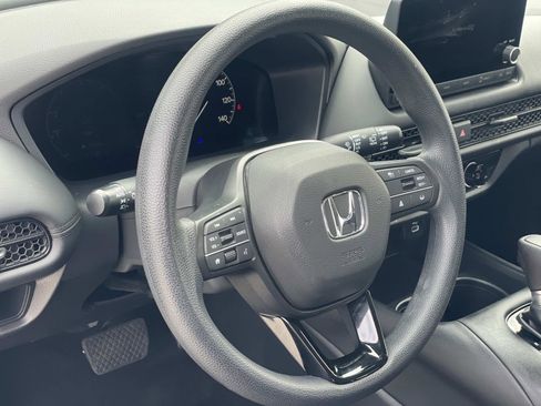 Certified 2025 Honda HR-V LX image 3