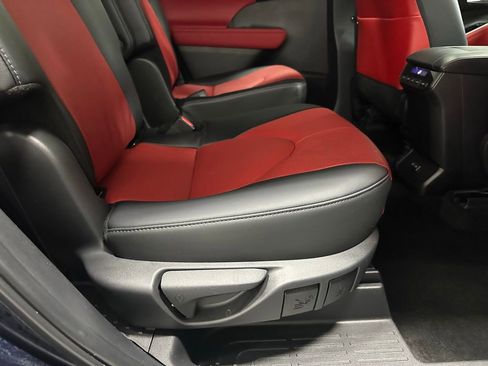 Used 2025 Toyota Highlander XSE image 55