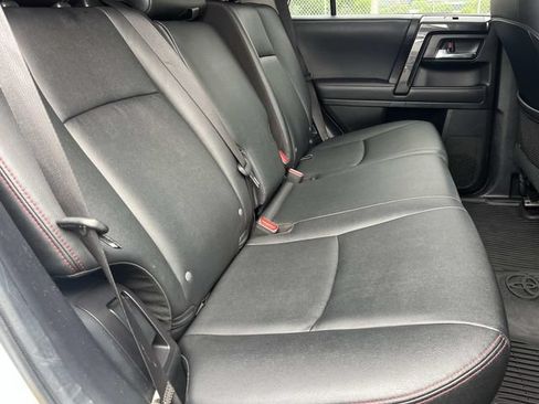 Used 2020 Toyota 4Runner TRD Off-Road Premium w/ Moonroof Package AWD/4WD image 25