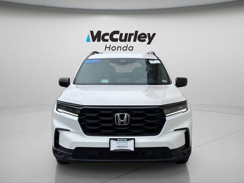 Certified 2023 Honda Pilot Sport image 7