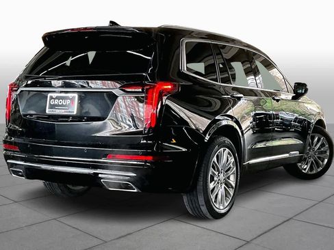 Used 2021 Cadillac XT6 Premium Luxury image 12