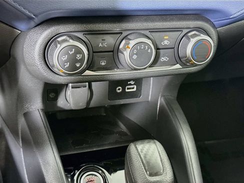 Certified 2025 Nissan Versa SV w/ Trunk Package FWD image 8