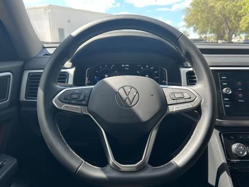 Used 2023 Volkswagen Atlas SE w/ Black Wheel Package FWD image 20
