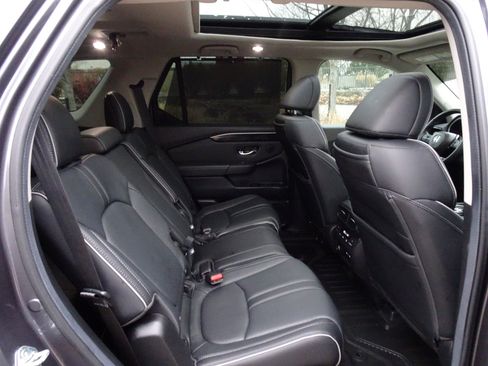 Used 2025 Honda Pilot Elite image 22