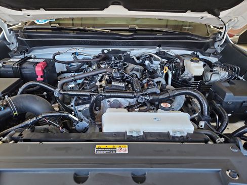 Used 2024 Toyota Tacoma TRD Off-Road w/ TRD Off Road Premium Package image 29