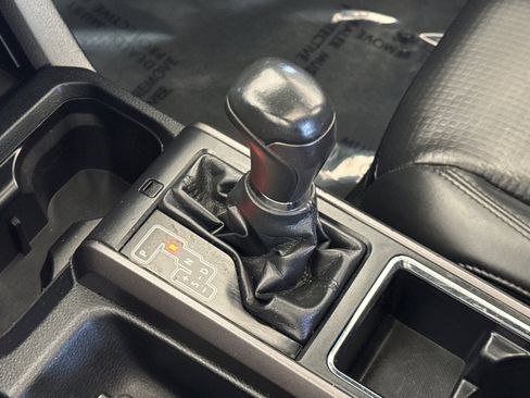 Used 2019 Toyota Tacoma TRD Sport w/ TRD Premium Sport Package image 21