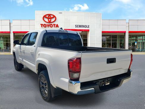 Used 2023 Toyota Tacoma SR5 w/ SR5 Appearance Package RWD image 4