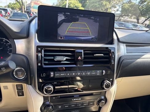 Used 2022 Lexus GX 460 Premium AWD/4WD image 17