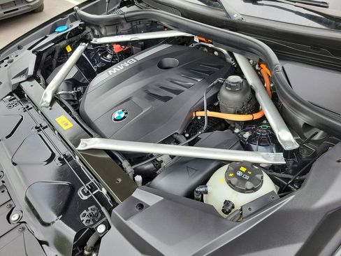 Used 2024 BMW X5 xDrive50e w/ Executive Package AWD/4WD image 43
