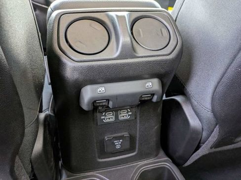 Certified 2025 Jeep Gladiator Mojave AWD/4WD image 14