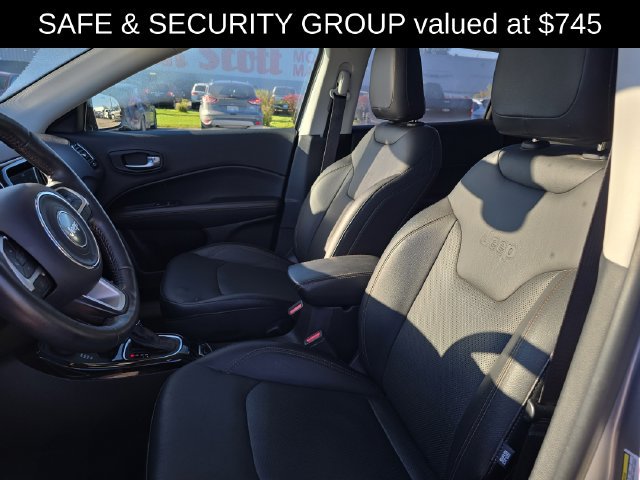 Used 2018 Jeep Compass Limited w/ Safe & Security Group AWD/4WD image 11