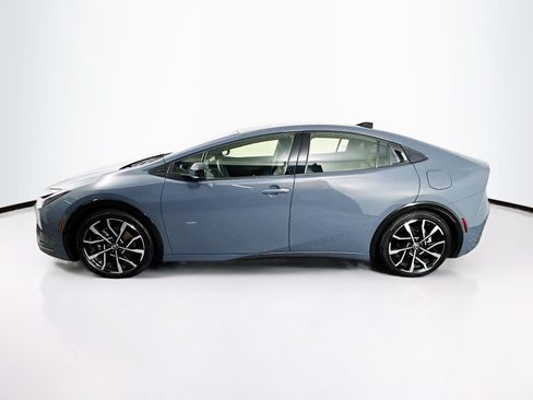Used 2024 Toyota Prius Prime FWD image 4
