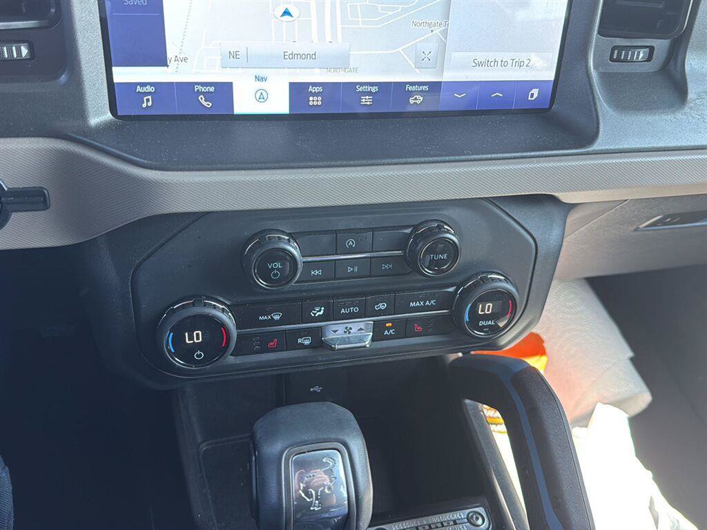 Used 2024 Ford Bronco Wildtrak AWD/4WD image 8