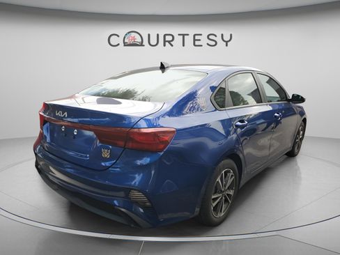 Certified 2023 Kia Forte LXS w/ LXS Technology Package FWD image 17
