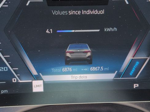Used 2025 BMW i5 M60 w/ Premium Package AWD/4WD image 22