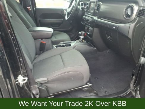 Used 2022 Jeep Wrangler Unlimited Sport image 19
