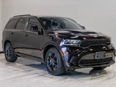 Used 2024 Dodge Durango R/T w/ Blacktop Package AWD/4WD image 9