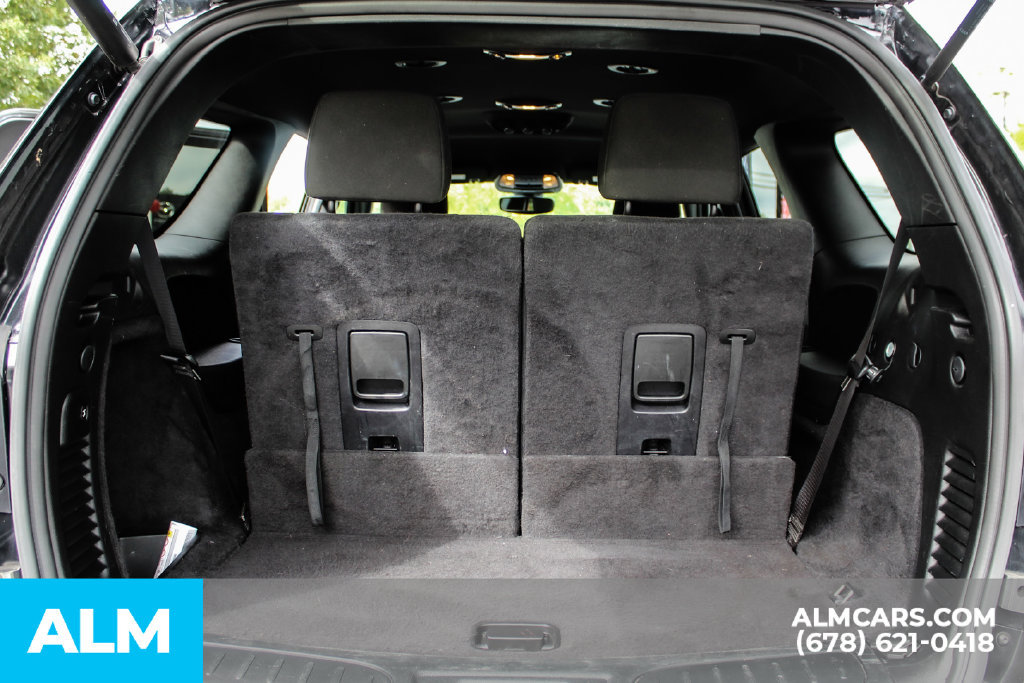 Used 2025 Dodge Durango GT RWD image 23