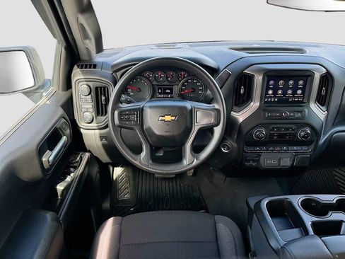 Used 2025 Chevrolet Silverado 1500 Custom Trail Boss AWD/4WD image 20