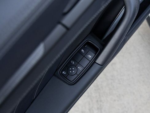 Used 2025 Porsche 911 Carrera GTS image 26