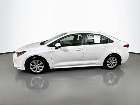 Used 2026 Toyota Corolla LE FWD image 9
