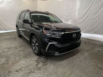 Used 2025 Honda Pilot Elite