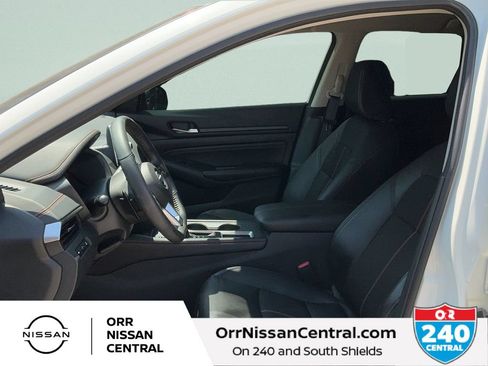 Used 2022 Nissan Altima 2.5 SR FWD image 17
