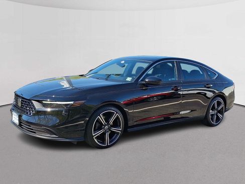 Certified 2023 Honda Accord Sport image 5