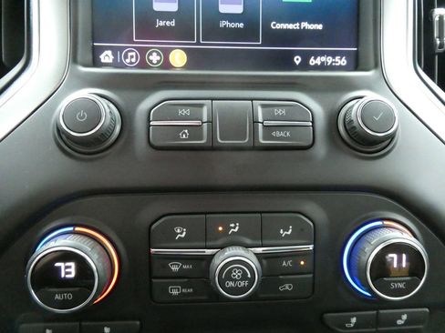 Used 2021 Chevrolet Silverado 2500 LT w/ Convenience Package image 26