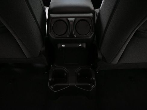 Used 2025 Jeep Gladiator Sport image 15