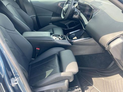 Used 2025 BMW X3 xDrive30i w/ Convenience Package image 29