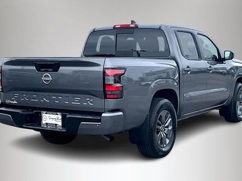 Certified 2025 Nissan Frontier SV w/ SV Convenience Package image 5