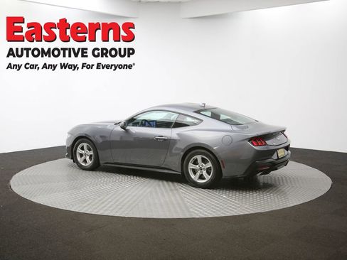 Used 2024 Ford Mustang Coupe image 59