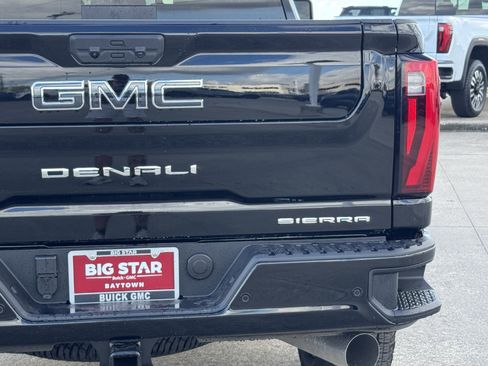 New 2026 GMC Sierra 2500 Denali Ultimate image 11