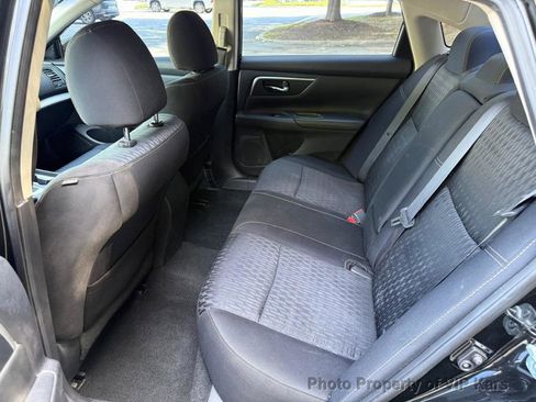 Used 2017 Nissan Altima 2.5 SV FWD image 14